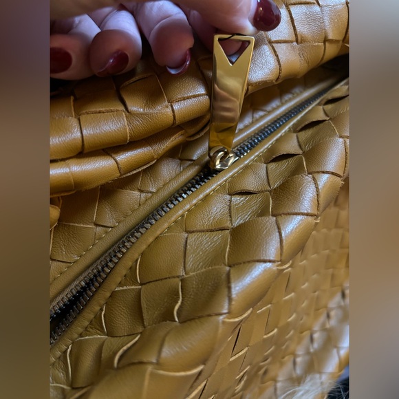 Sold- Bottega Veneta Teen Jodie - Picture 4 of 8